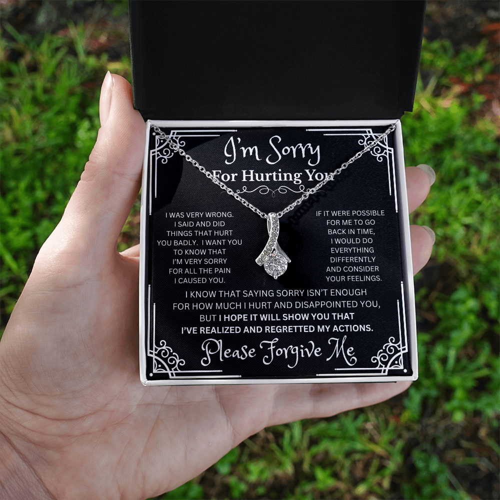 Alluring Beauty I'm Sorry For Hurting You Necklace