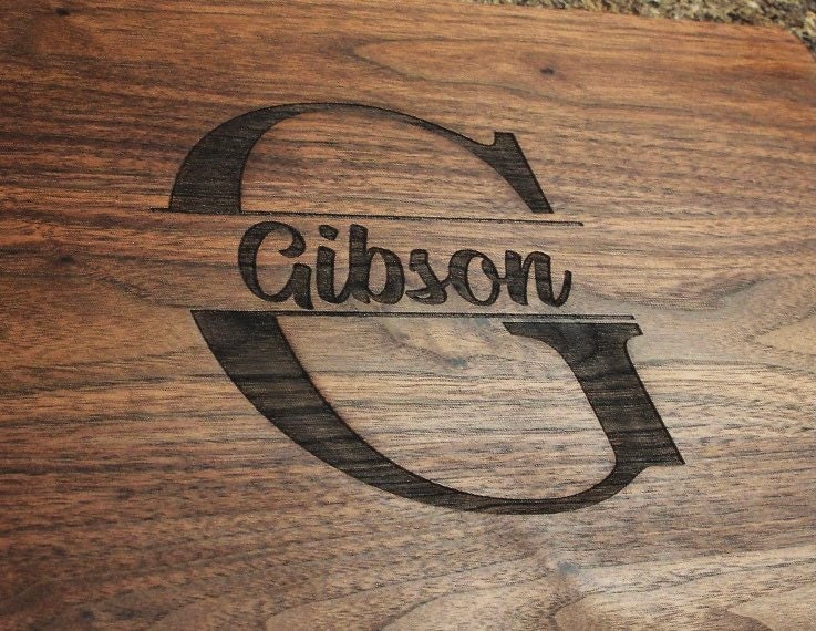 Wooden surface with 'Gibson' branding